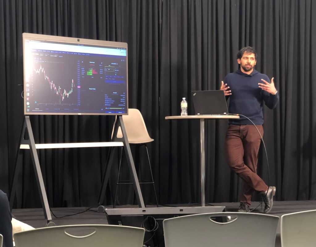 Dafydd presenting at the Pyth workshop in Chicago